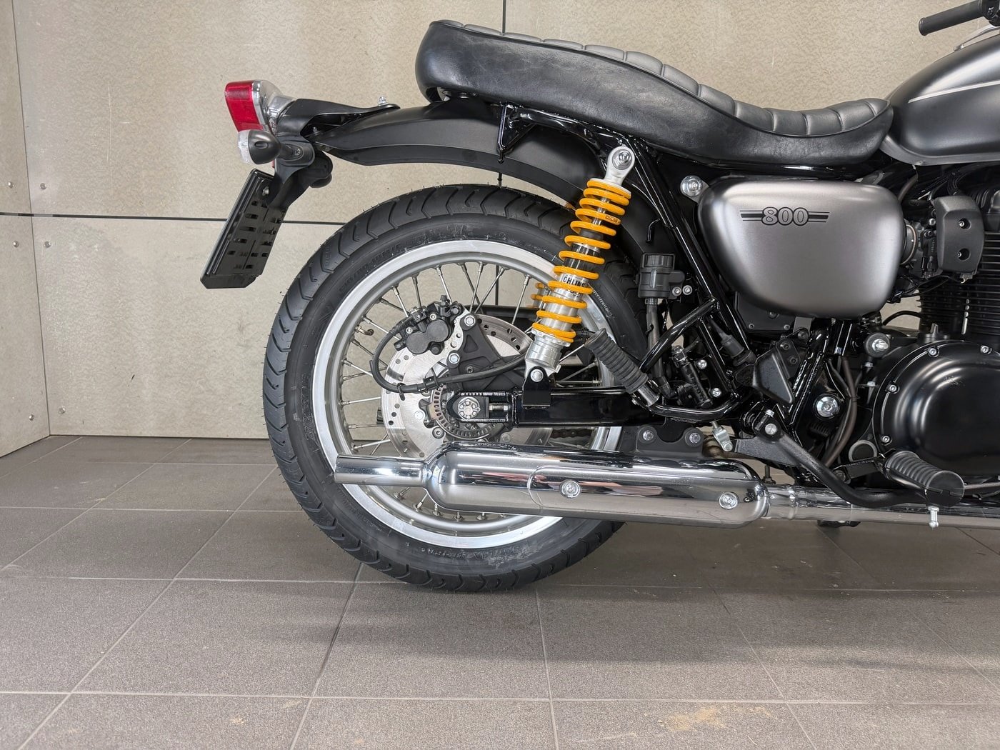 Kawasaki W800 Street ABS — fotografie 9