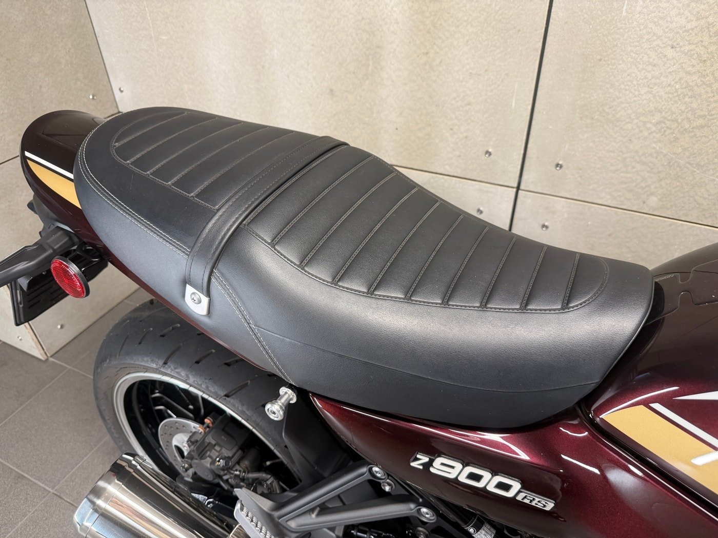 Kawasaki Z900 RS — fotografie 8
