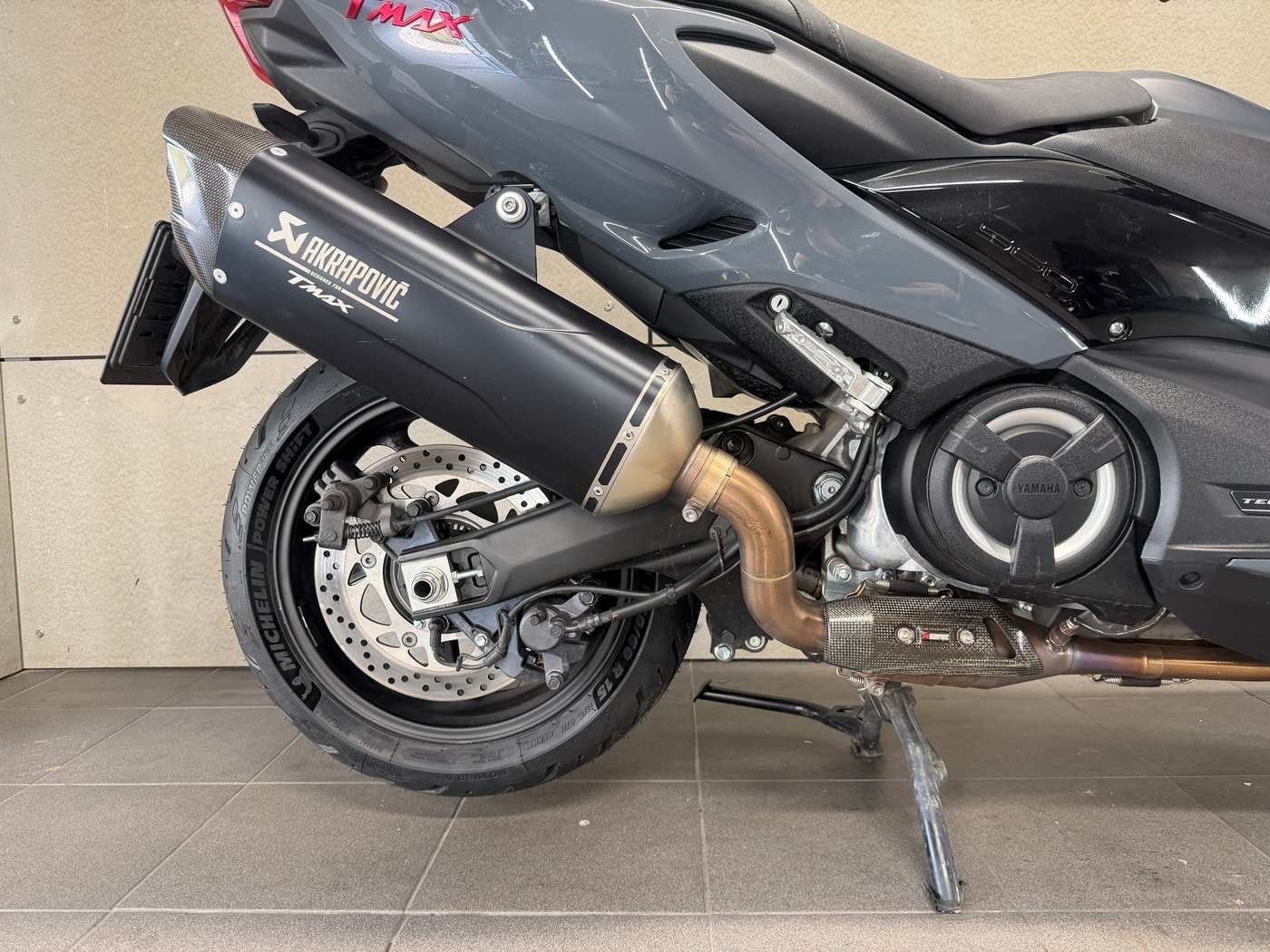 Yamaha TMAX 560 Tech MAX — fotografie 5